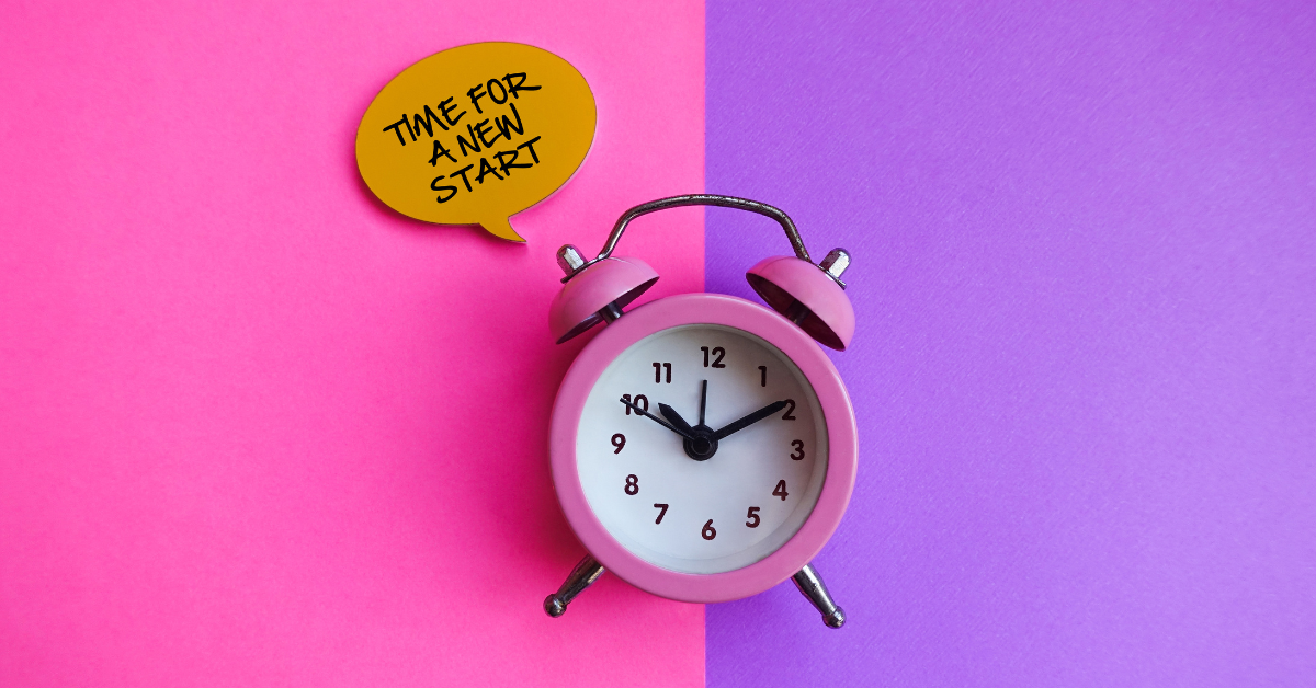 Can I Start a Business While Working Full Time in UAE: Legal Guidelines