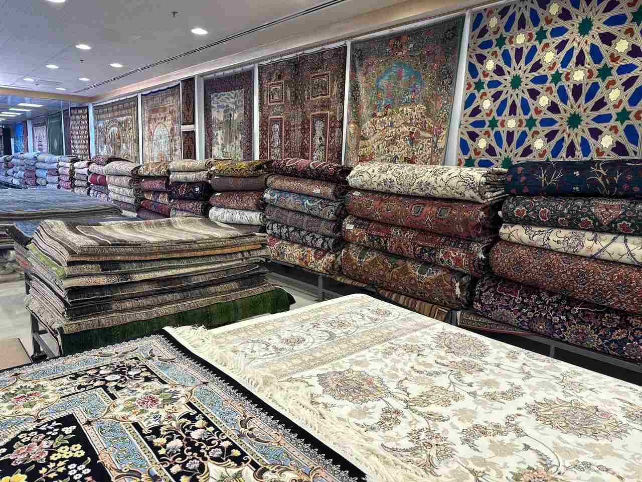 How to Start a Carpet Trading Business in Dubai (2026)